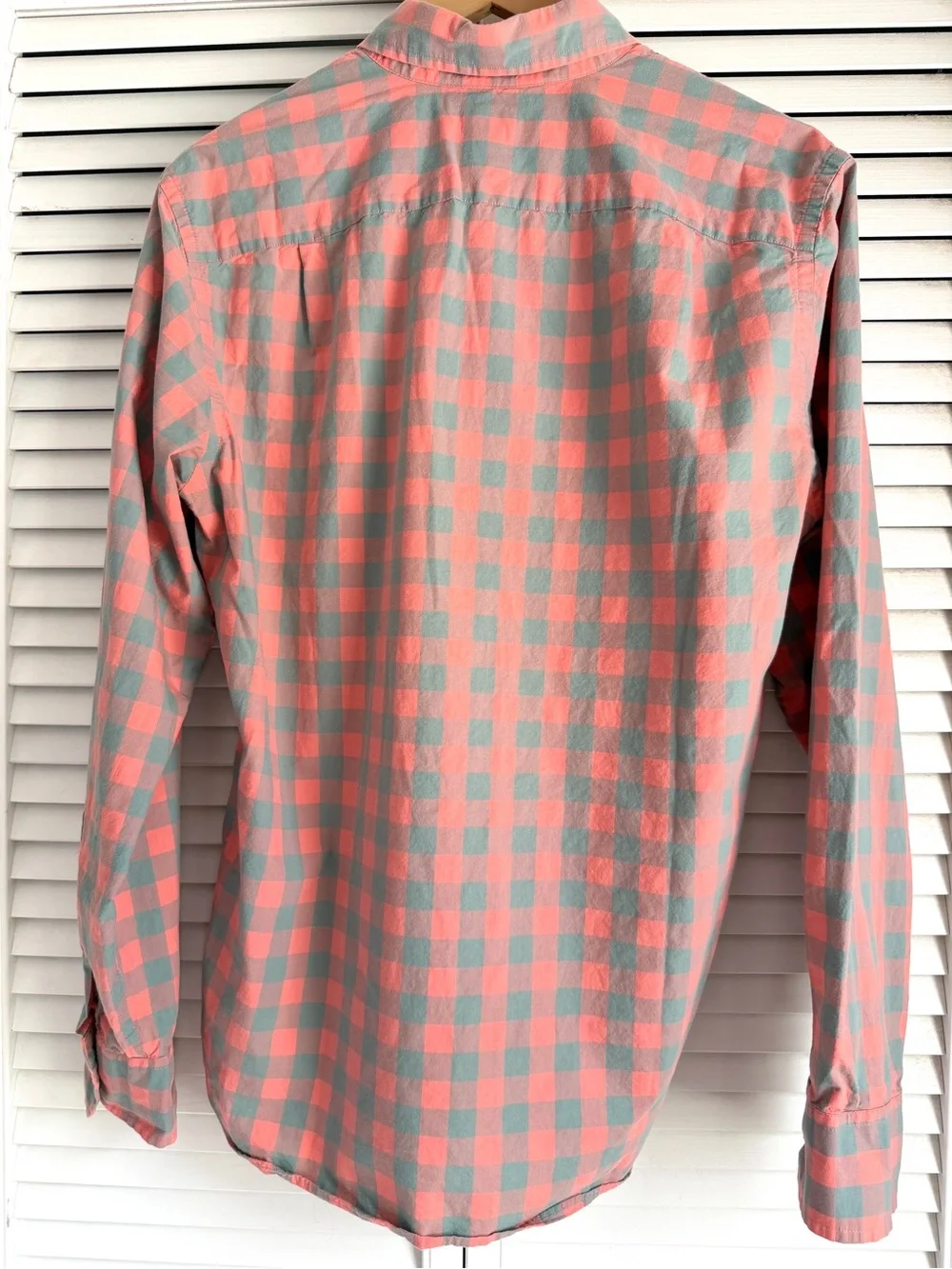 M🧡 J Crew Men’s Light Green & Orange Checkered Plaid Gingham Cotton Button Down